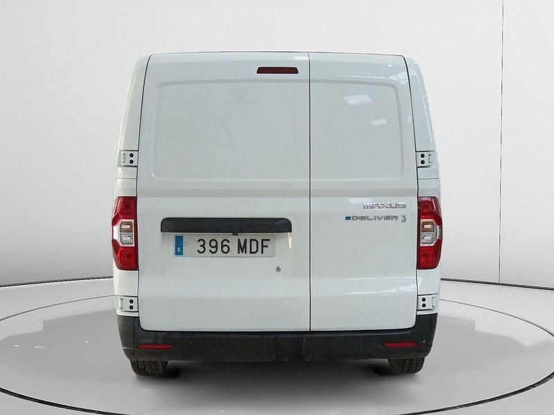 Usado Maxus eDeliver 3 89 kW (122 CV) 2022 Blanco Van