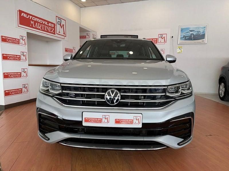 Usado VW Tiguan R-line 150 CV (110 kW) 2022 Gris / plata SUV