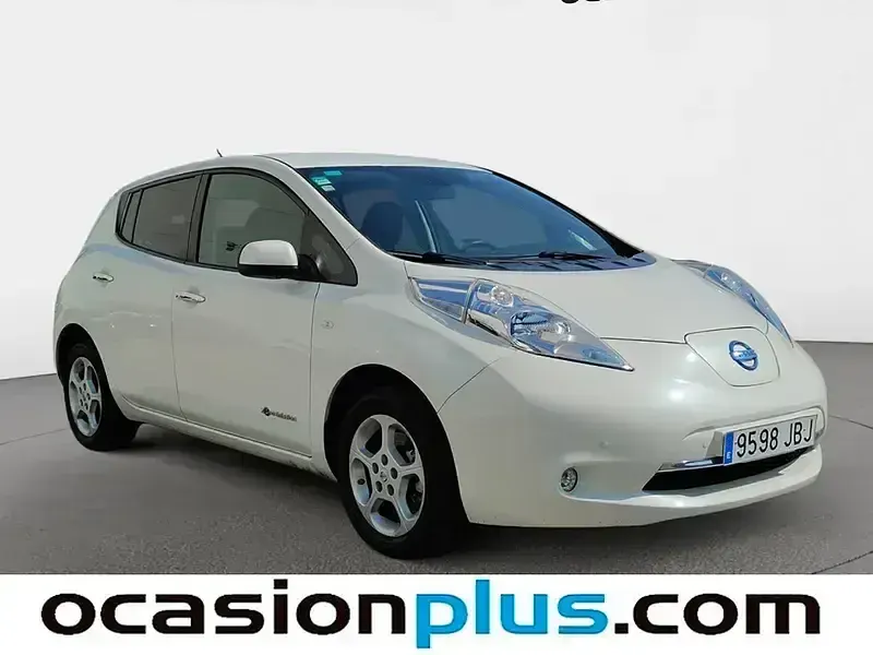 Używany Nissan Leaf Visia 80 kW (109 KM) 2014 Biały Hatchback