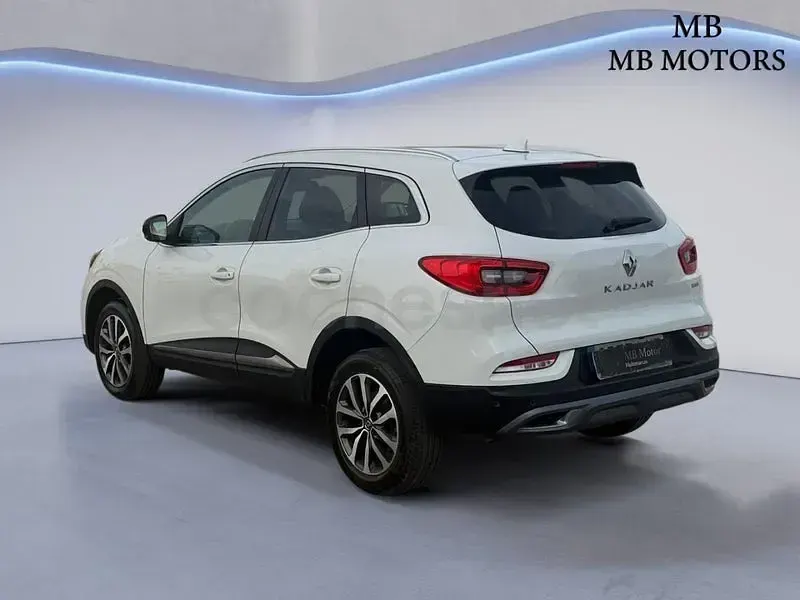 Usado Renault Kadjar Zen 150 CV (110 kW) 2020 Blanco SUV
