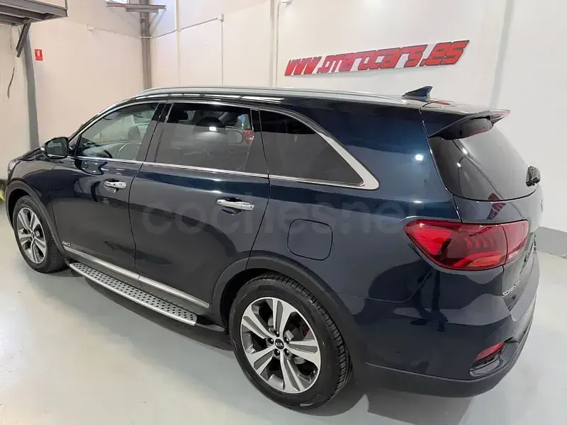 Usado Kia Sorento GT-Line 200 CV (147 kW) 2019 Azul SUV