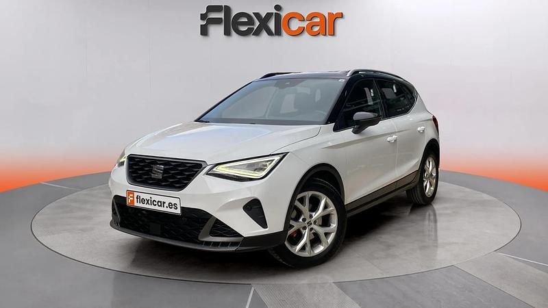 Usado Seat Arona FR 150 HP (110 kW) 2023 Branco SUV