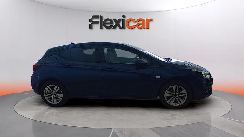 Usado Opel Astra GS Line 131 CV (96 kW) 2019 Azul Familiar