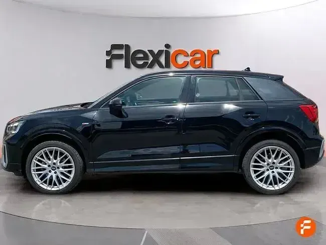 Usado Audi Q2 S-Line 116 CV (85 kW) 2024 Negro SUV