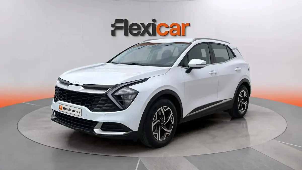 Usado Kia Sportage 136 CV (100 kW) 2023 Blanco SUV