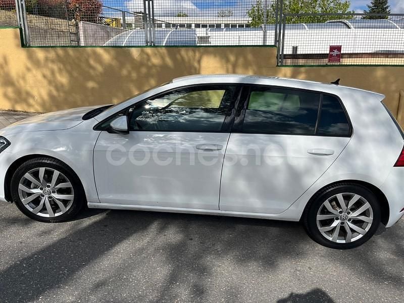 Usado VW Golf VII Advance 150 CV (110 kW) 2019 Blanco Berlina
