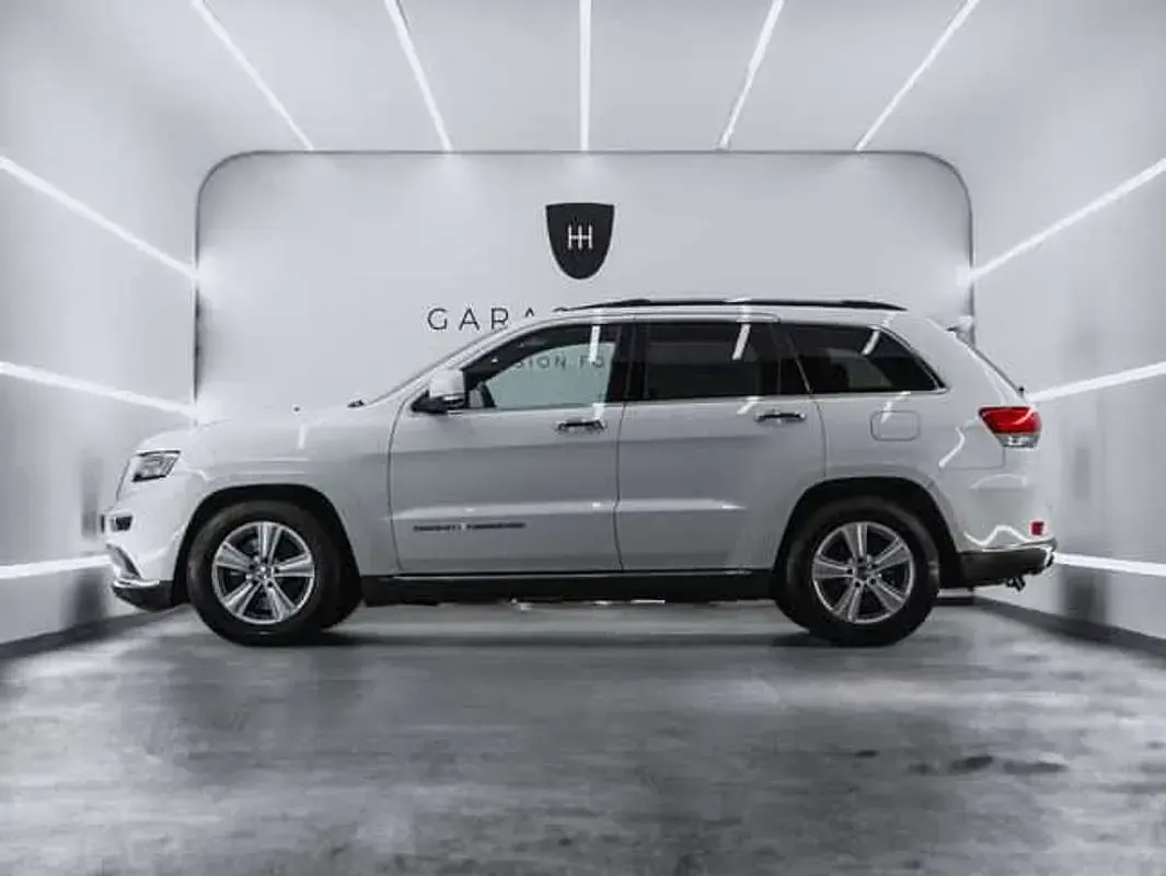 Usado Jeep Grand Cherokee Summit 250 CV (183 kW) 2015 Blanco SUV