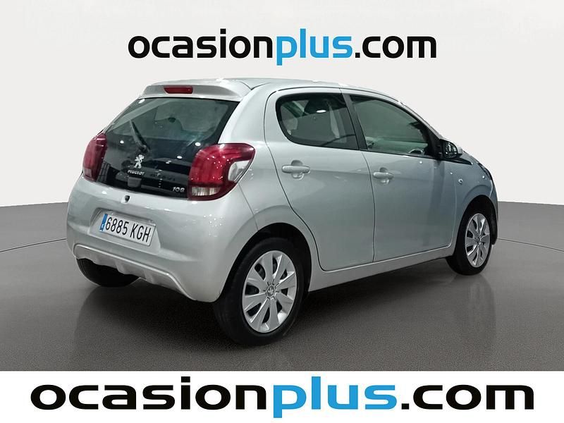 Usado Peugeot 108 Active 82 CV (60 kW) 2017 Gris plata Utilitario