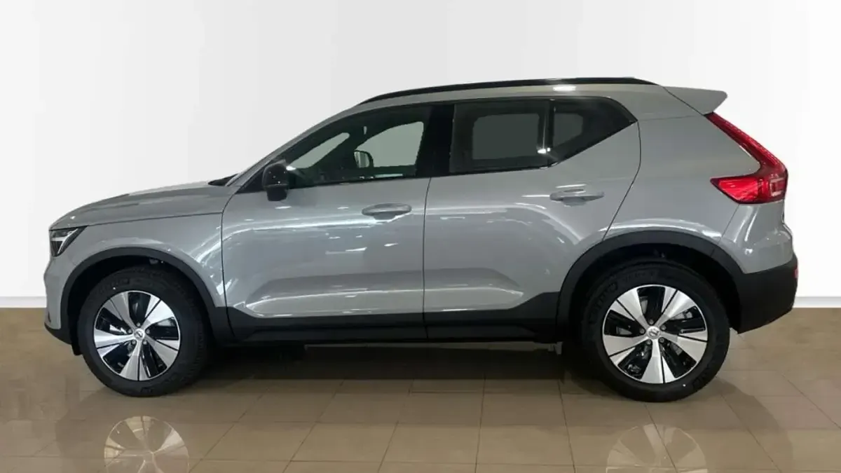 Nuevo Volvo XC40 Plus 163 CV (119 kW) 2026 Gris SUV