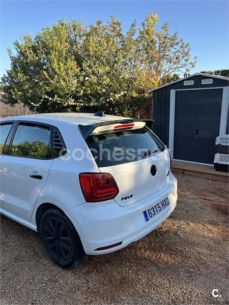 Usado VW Polo Sportline 90 CV (66 kW) 2014 Blanco Berlina
