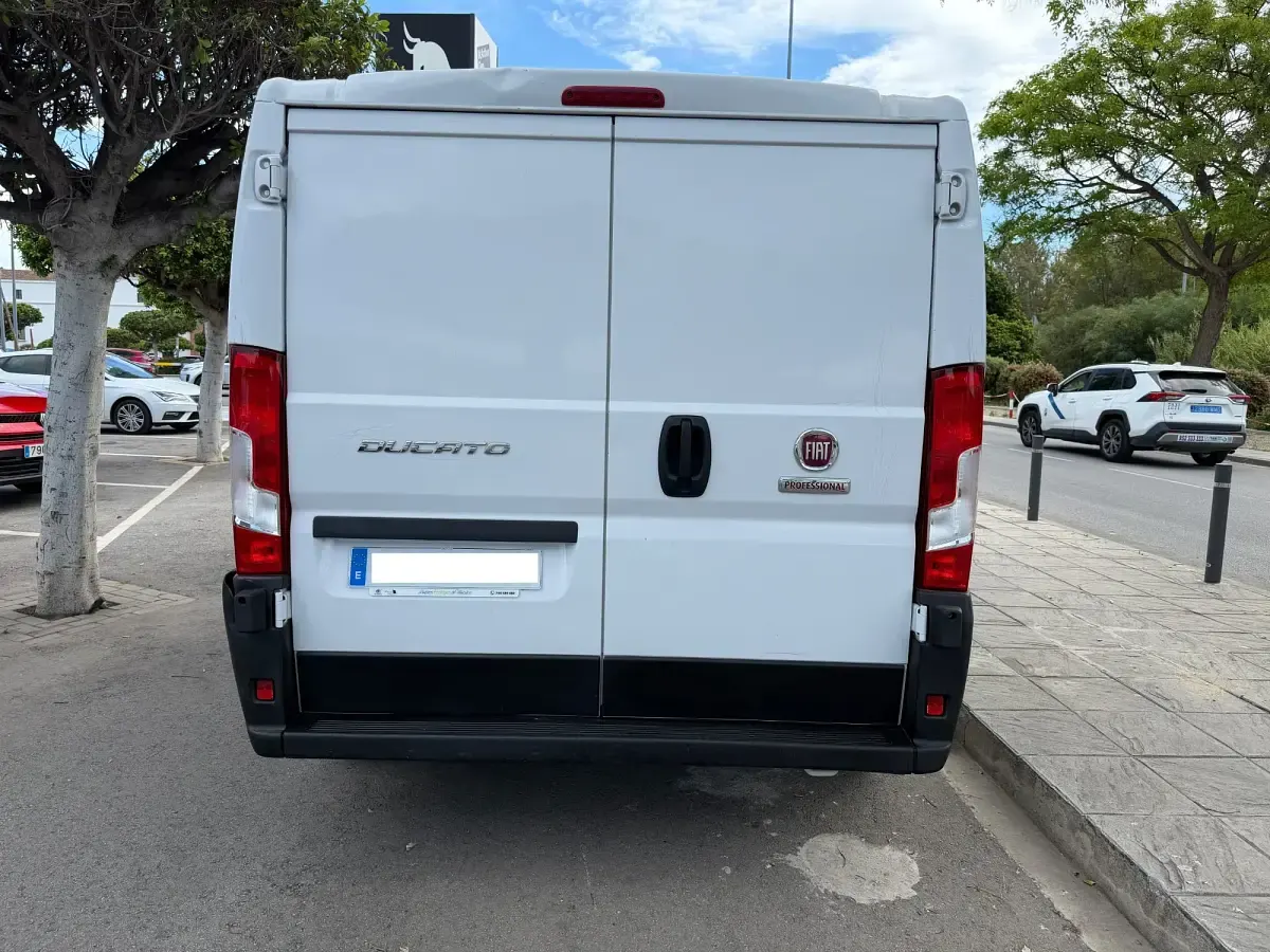 Usado Fiat Ducato 33 140 CV (102 kW) 2020 Blanco Van