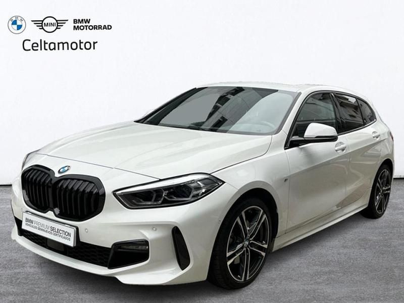 Pintura sólida alpinweiss Usado 2023 BMW 118 Shadowline Utilitario | 33.900 € (Caro) - Imagen 1/4