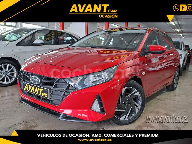 Rojo Usado 2021 Hyundai i20 Berlina | 11.900 € (Precio justo) - Imagen 1/4
