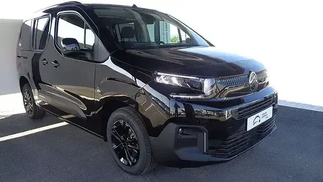 Usado Citroën Berlingo 100 CV (73 kW) 2024 Negro Monovolumen