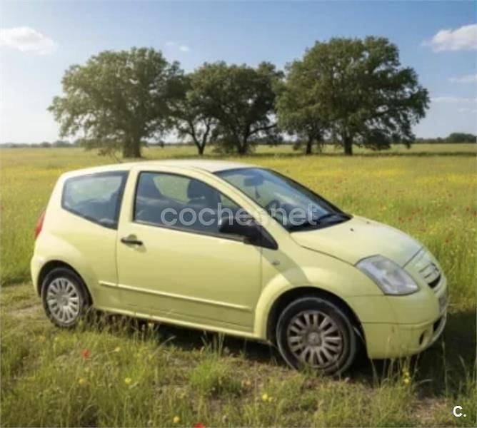 Usado Citroën C2 70 CV (51 kW) 2007 Amarillo Utilitario