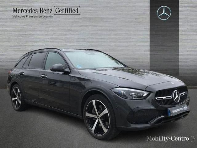 Usado Mercedes C220 Avantgarde 200 CV (147 kW) 2024 Gris grafito Familiar