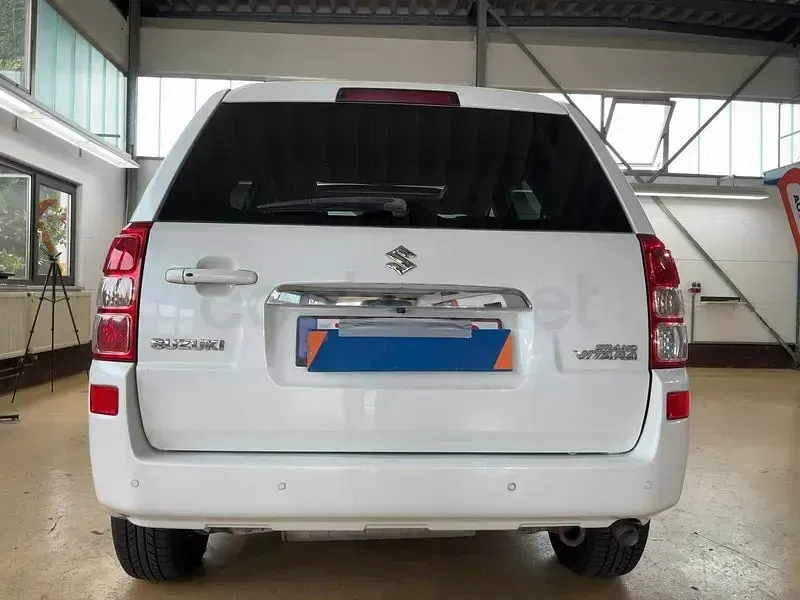 Usado Suzuki Grand Vitara 129 CV (94 kW) 2013 Blanco SUV