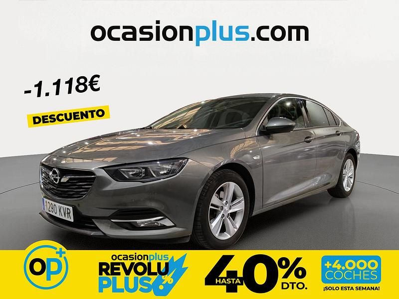 Usado Opel Insignia Selective 136 CV (100 kW) 2019 Gris Berlina