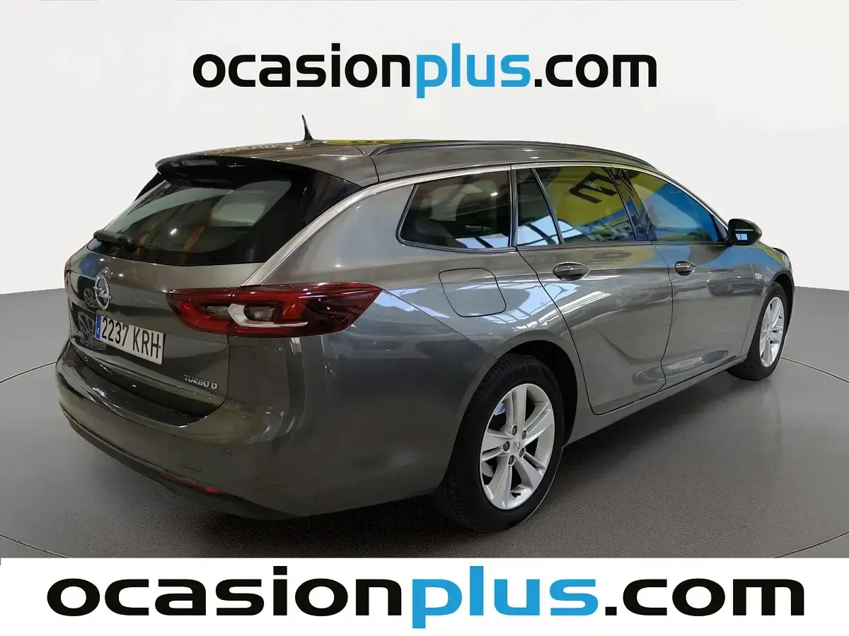 Usado Opel Insignia Selective 136 CV (100 kW) 2018 Gris Familiar