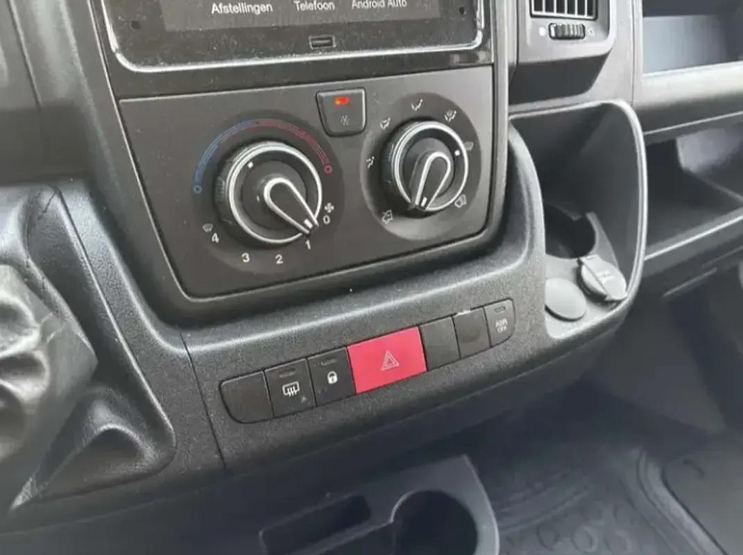 Usado Opel Movano 140 CV (102 kW) 2023 Blanco Van