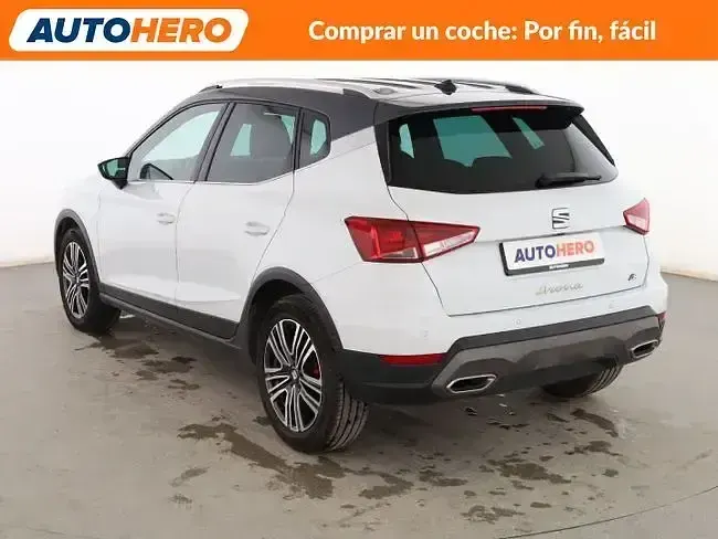 Usado Seat Arona FR 115 CV (84 kW) 2024 Blanco SUV