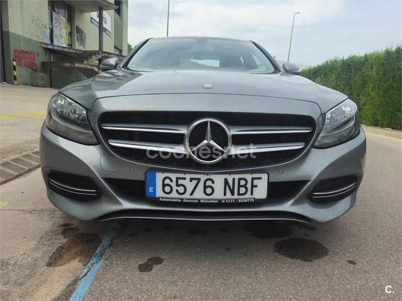 Usado Mercedes C200 Avantgarde 136 CV (100 kW) 2014 Gris / plata Berlina