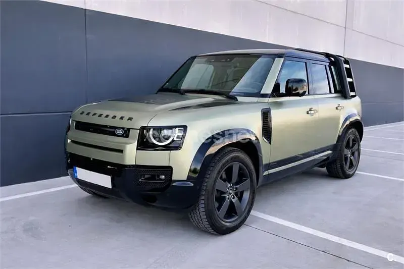 Usado Land Rover Defender HSE 400 CV (294 kW) 2021 Verde SUV