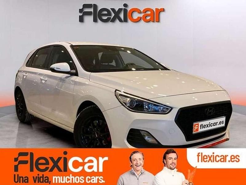Blanco Usado 2019 Hyundai i30 Utilitario | 13.490 € (Buen precio) - Imagen 1/4
