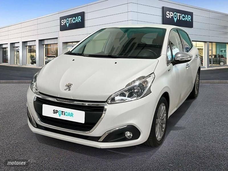 Blanco Usado 2017 Peugeot 208 Style Utilitario | 8990 € (Precio justo) - Imagen 1/4