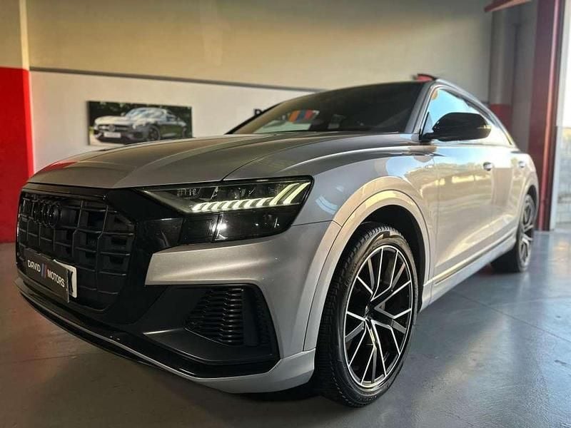 Gris Usado 2020 Audi Q8 S-Line SUV | 57.500 € (Precio justo) - Imagen 1/4