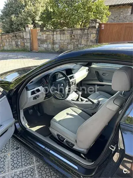 Usado BMW 320 177 CV (130 kW) 2010 Negro Coupe