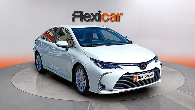 Usado Toyota Corolla Active 140 CV (102 kW) 2023 Blanco Berlina