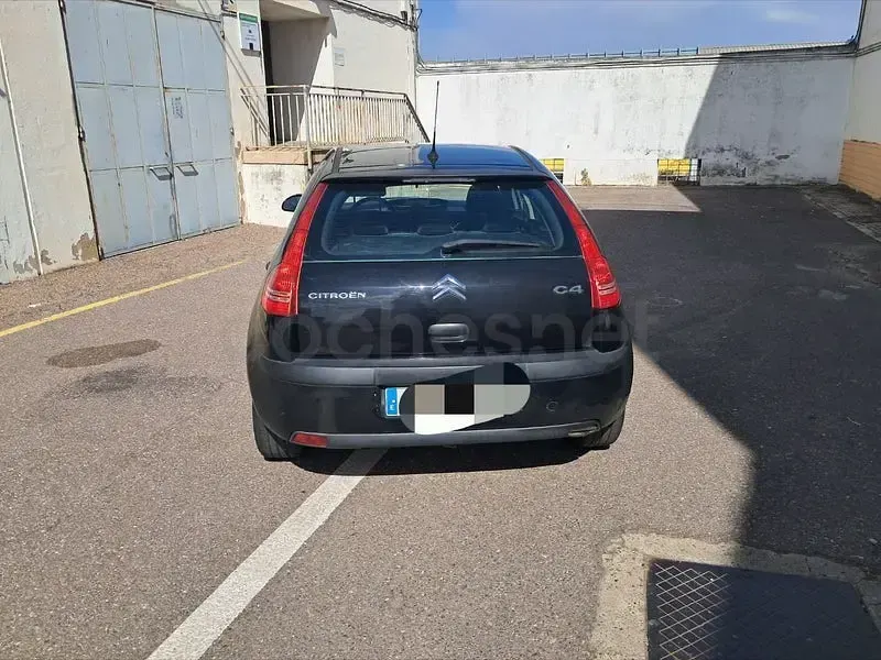 Usado Citroën C4 110 CV (80 kW) 2008 Negro Berlina