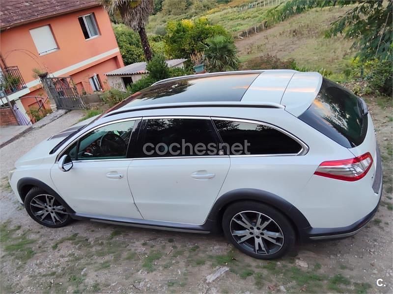 Usado Peugeot 508 RXH 200 CV (147 kW) 2012 Blanco Familiar