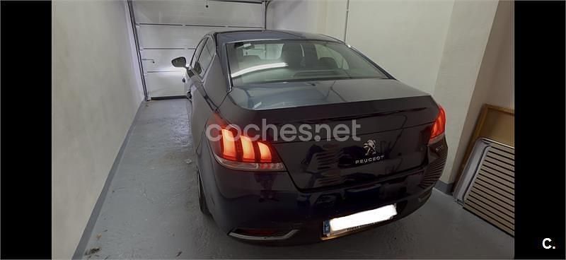 Usado Peugeot 508 Active 120 CV (88 kW) 2017 Azul Berlina