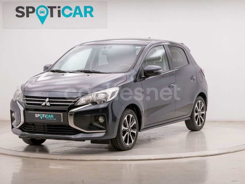 Gris / plata Usado 2023 Mitsubishi Space Star Berlina | 13.400 € (Un poco caro) - Imagen 1/4