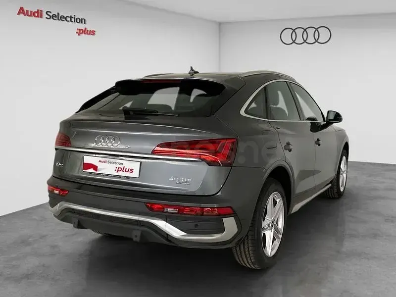 Usado Audi Q5 Sportback S-Line 204 CV (150 kW) 2026 Gris / plata SUV