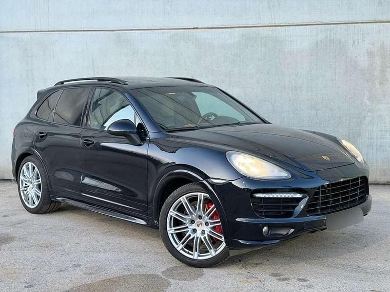 Usado Porsche Cayenne GTS 420 CV (308 kW) 2013 Negro SUV