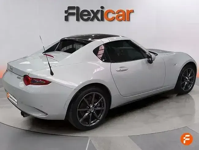 Usado Mazda MX5 Inclusive 160 CV (117 kW) 2018 Gris Descapotable