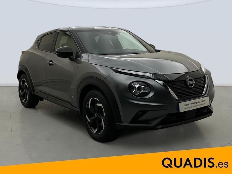 Usado Nissan Juke N-Connecta 143 CV (105 kW) 2022 Gris / plata SUV