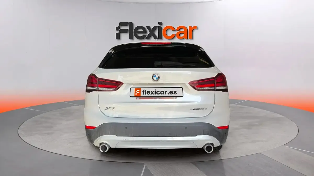 Usado BMW X1 150 CV (110 kW) 2021 Blanco SUV