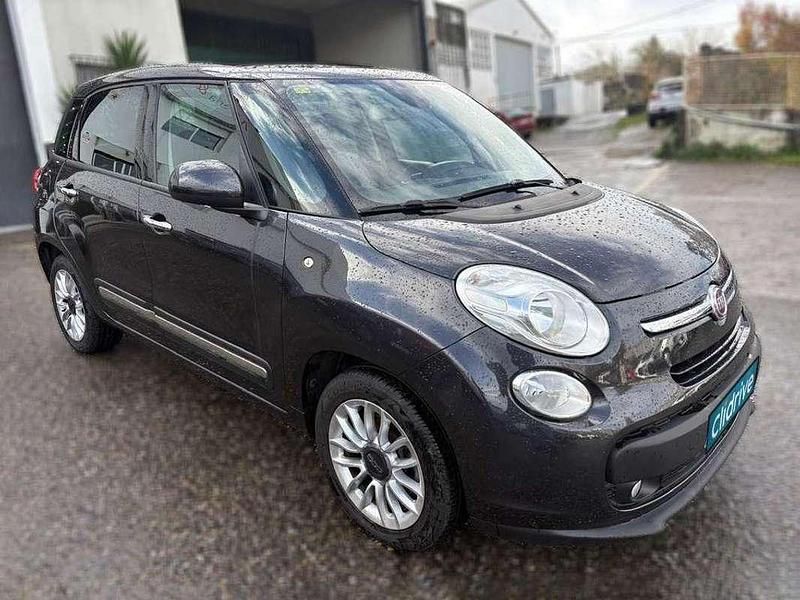 Usado Fiat 500L Lounge 95 CV (69 kW) 2013 Negro Monovolumen