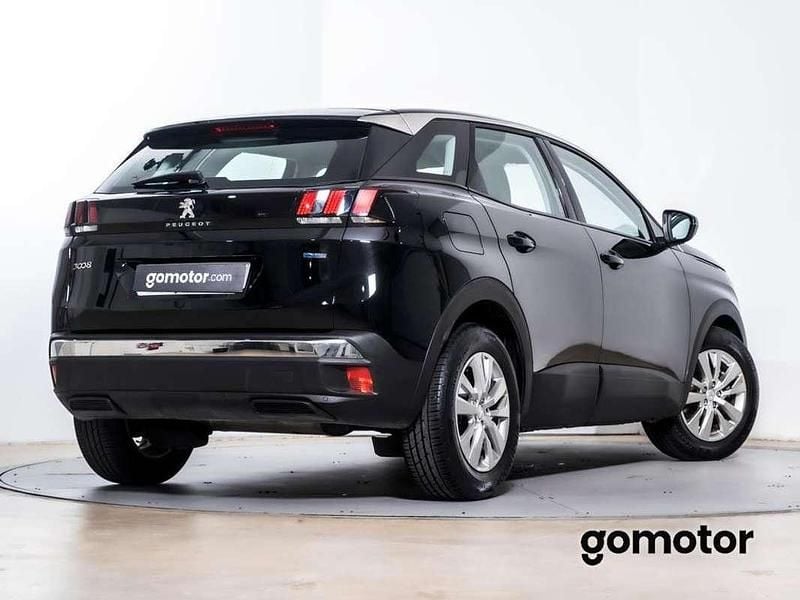 Usado Peugeot 3008 Active 131 CV (96 kW) 2017 Negro SUV