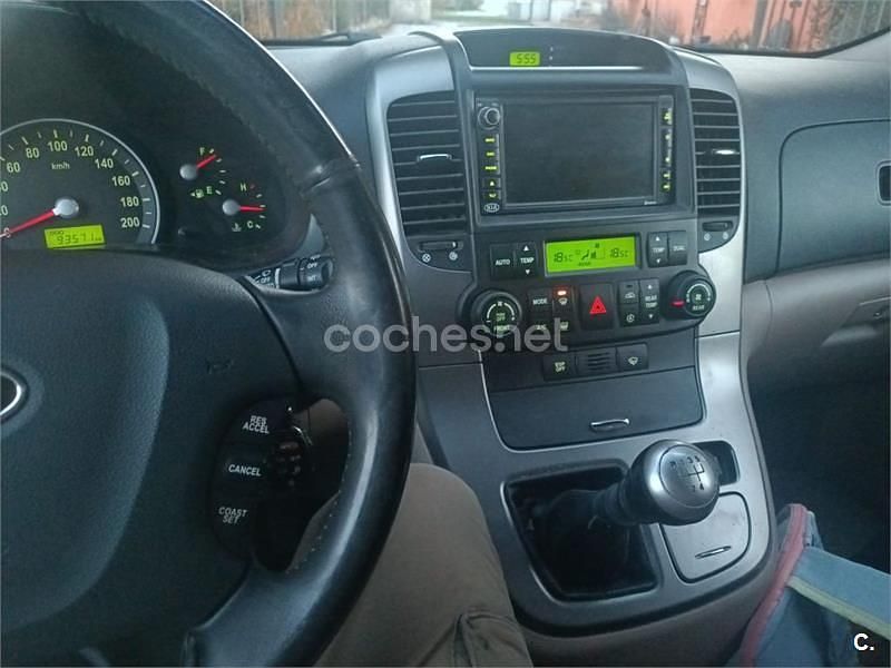 Usado Kia Carnival Active 185 CV (136 kW) 2010 Negro Monovolumen
