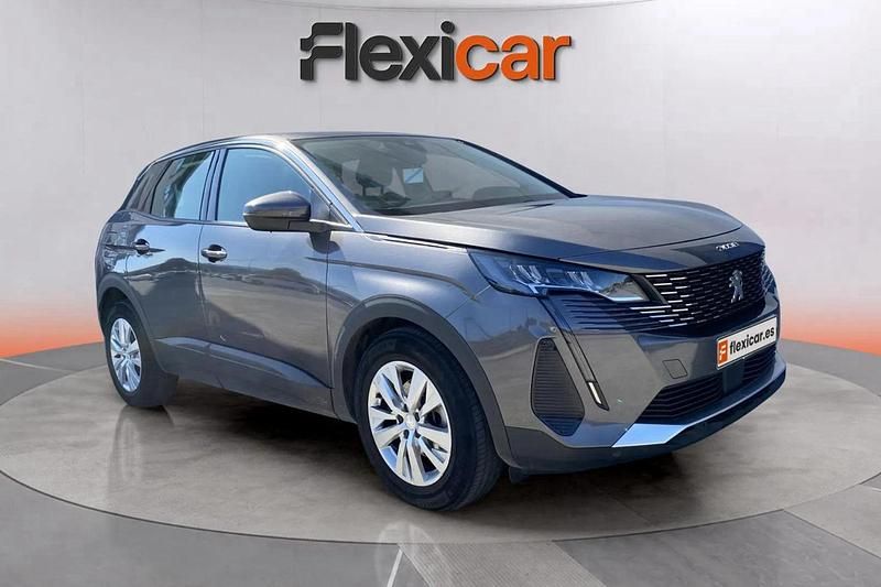 Usado Peugeot 3008 Active 131 CV (96 kW) 2021 Gris SUV