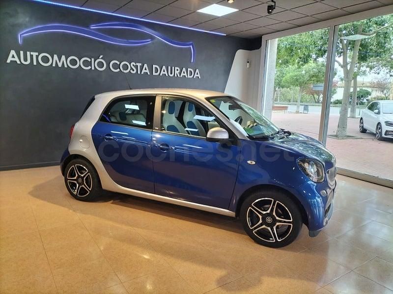 Usado Smart ForFour Proxy 71 CV (52 kW) 2015 Azul Utilitario