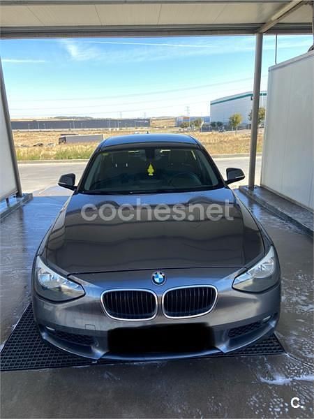 Usado BMW 118 143 CV (105 kW) 2013 Gris / plata Utilitario