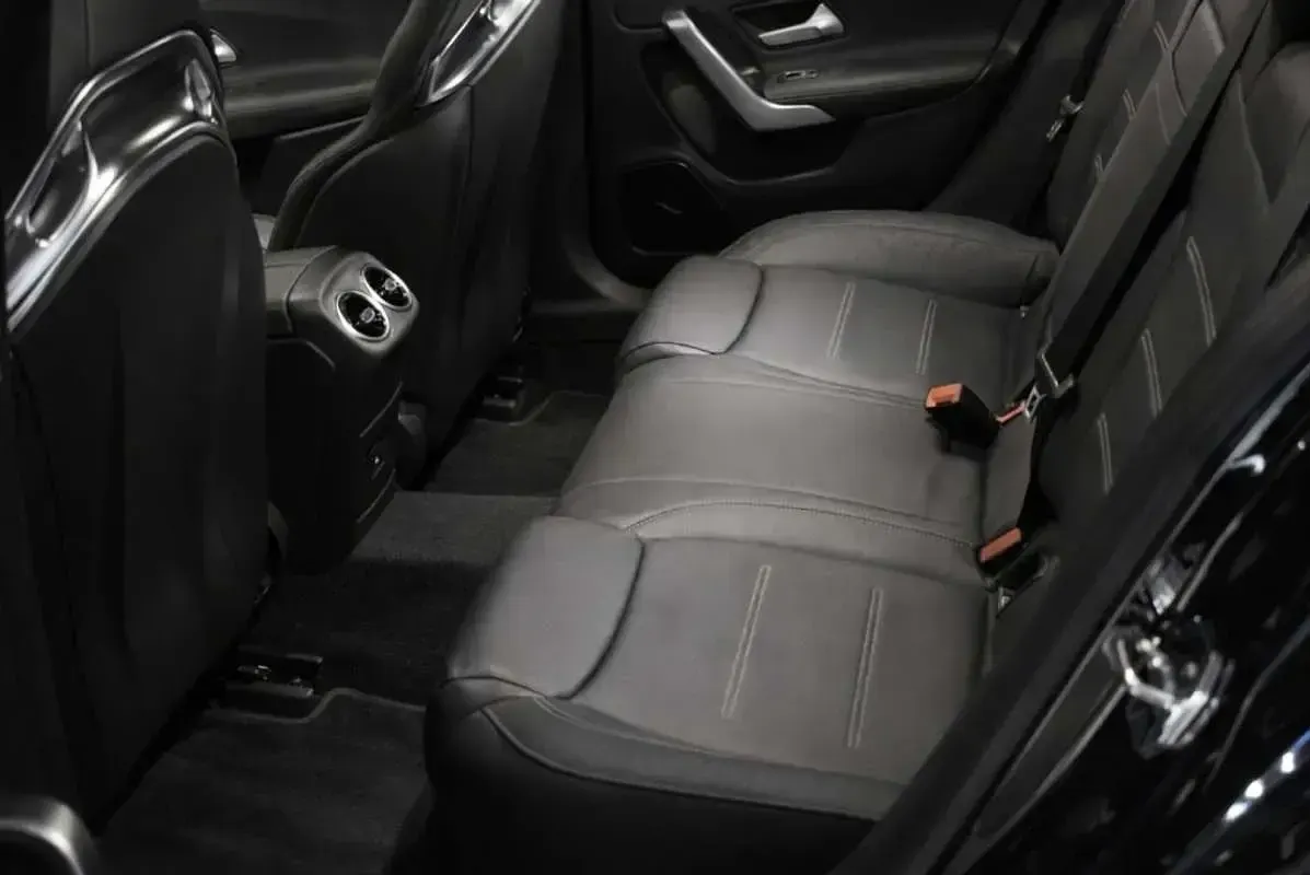 Usado Mercedes CLA45 AMG AMG 421 CV (309 kW) 2021 Negro Coupe