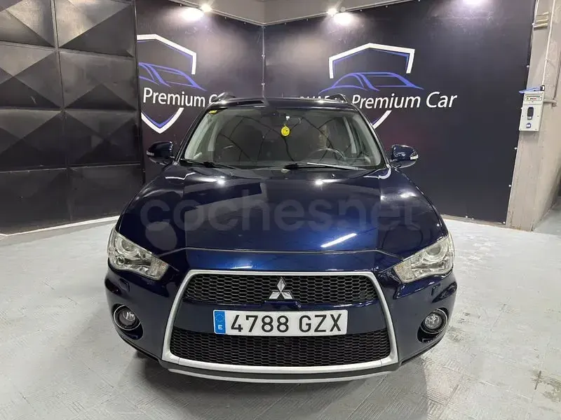 Usado Mitsubishi Outlander Motion 177 CV (130 kW) 2010 Negro SUV