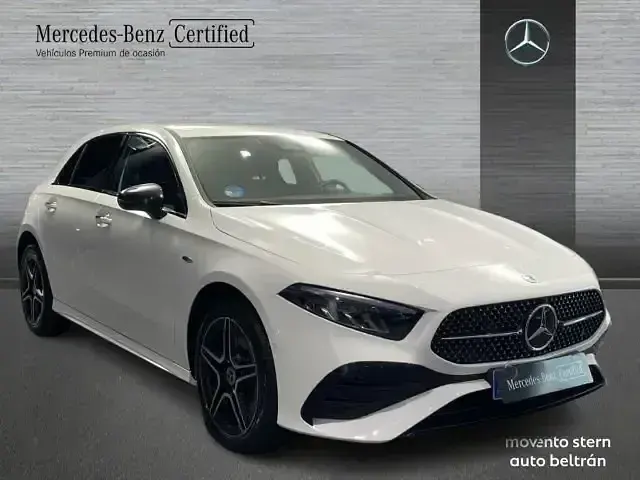 Usado Mercedes A250 Advanced 218 CV (160 kW) 2025 Blanco Berlina